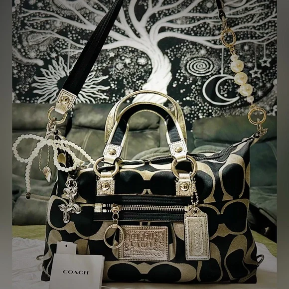 Vintage Coach soho shoulder bag Y2K Poppy Denim Coach Black and silver tote bag - Picture 4 of 17